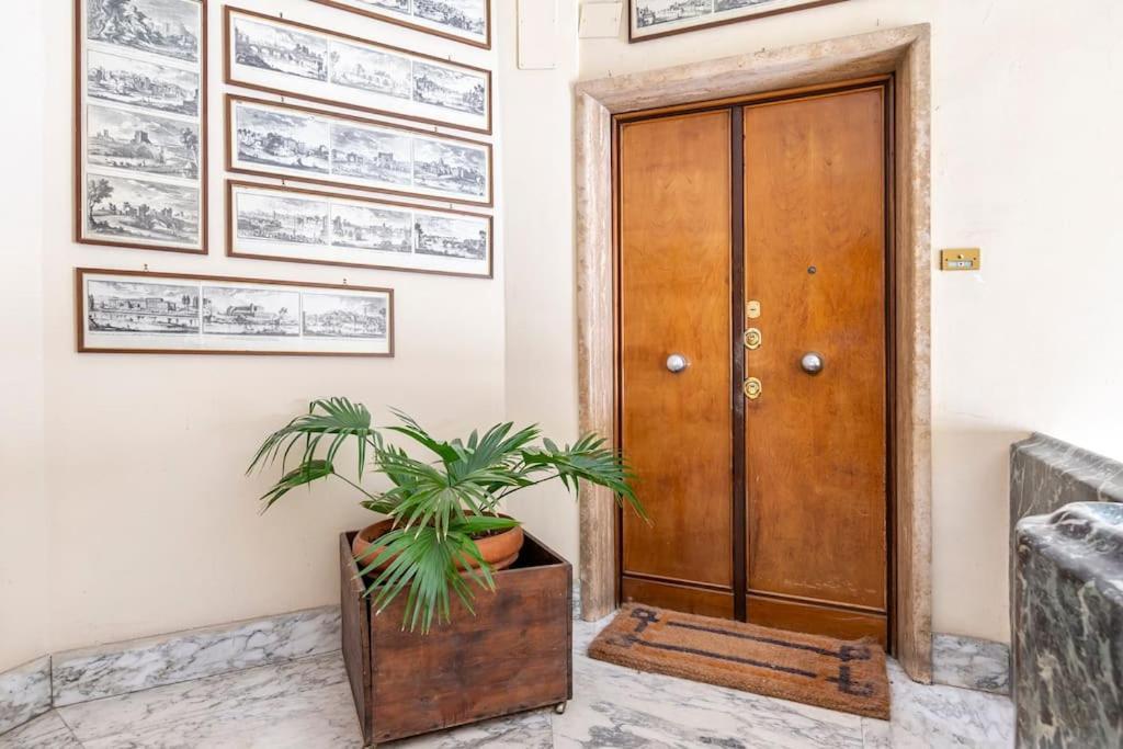 Apartment Vatican Penthouse 1 By Almond Tree Rome